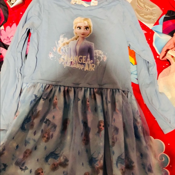 Dresses - Picture 3 of 6